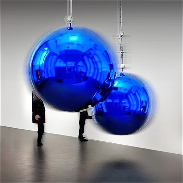 LG Williams, Blue Balls, mirror-polished stainless steel with transparent color coating, 2011.